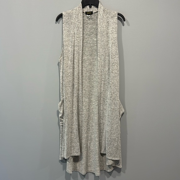 Espresso Size Medium- Sleeveless Duster Cardigan, Heathered Gray. - Picture 1 of 7
